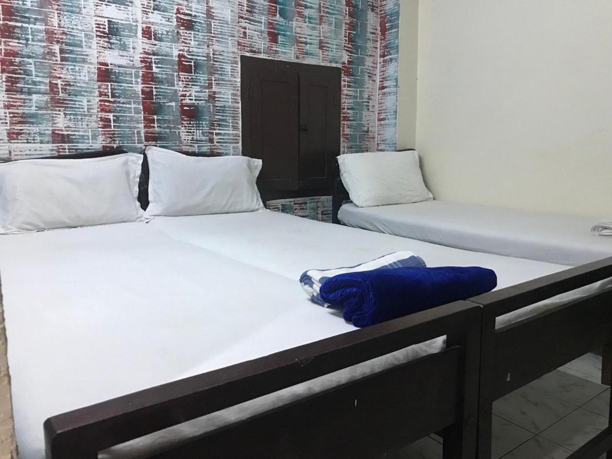 B Hostel Kocsín Kültér fotó