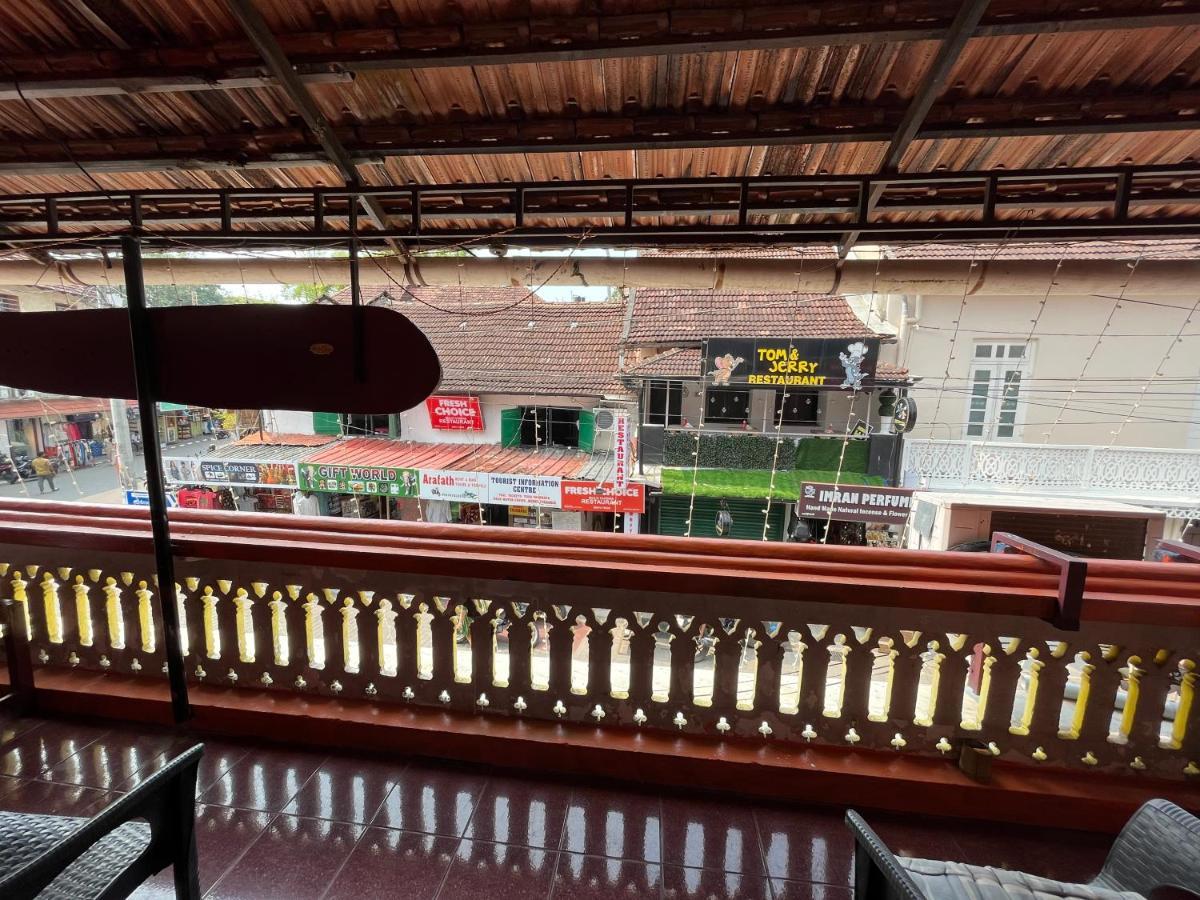 B Hostel Kocsín Kültér fotó